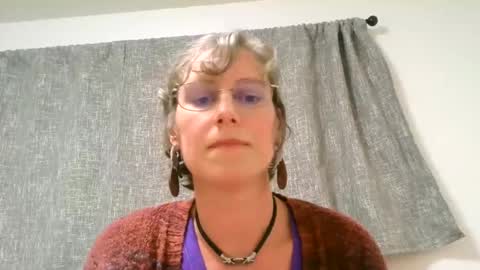 Ameliaishka online show from September 28, 3:34 am