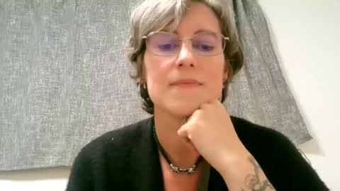 Ameliaishka online show from September 29, 2:16 am