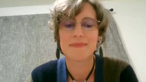 Ameliaishka online show from October 5, 3:05 am