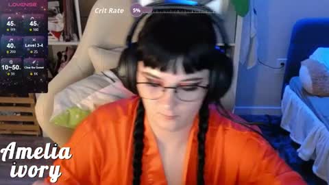 Snapshot of ameliaivory chatting on April 21, 1:42 am ameliaivory online show from April 21, 1:42 am
