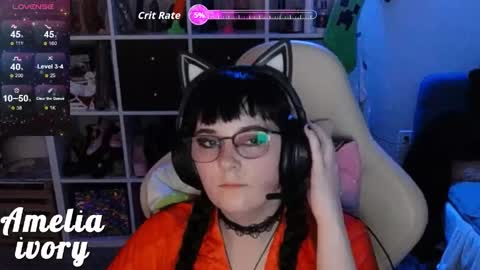 Snapshot of ameliaivory chatting on April 21, 3:35 am ameliaivory online show from April 21, 3:35 am