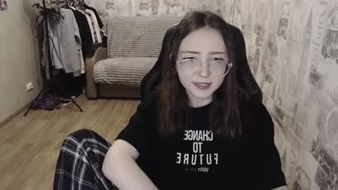 Snapshot of ameliakamishiro chatting on December 12, 3:16 pm Amelia online show from December 12, 3:16 pm