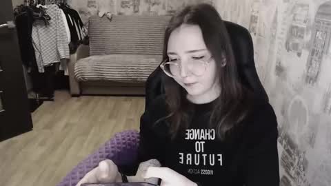 Snapshot of ameliakamishiro chatting on February 12, 6:51 pm Amelia online show from February 12, 6:51 pm