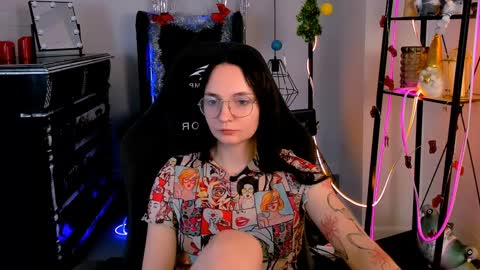 Amelia online show from December 20, 8:38 am