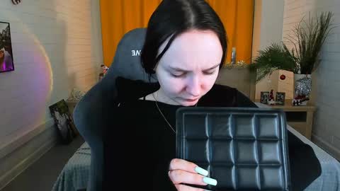 Amelia online show from January 6, 5:30 am