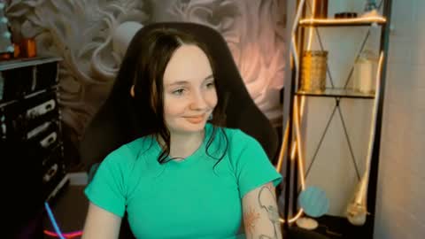 Amelia online show from February 8, 8:42 am