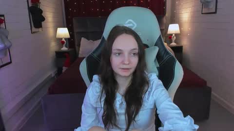 Snapshot of ameliamalina chatting on February 27, 8:28 am Amelia online show from February 27, 8:28 am