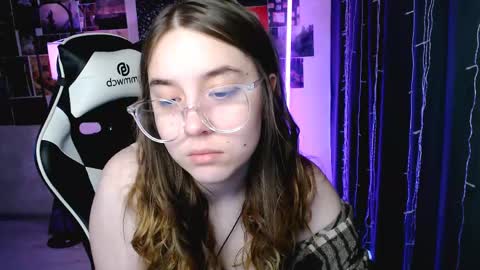 Amelia online show from April 23, 11:09 am