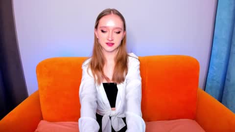 ameliawise online show from December 5, 9:06 am