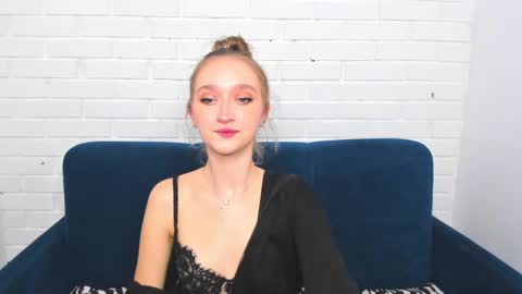 ameliawise online show from January 4, 11:54 am