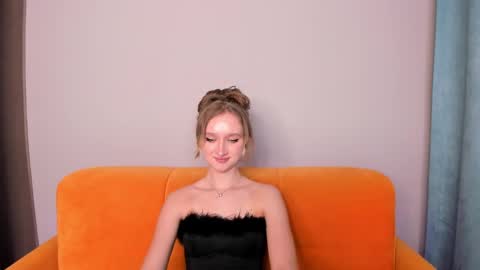 ameliawise online show from February 18, 1:44 pm