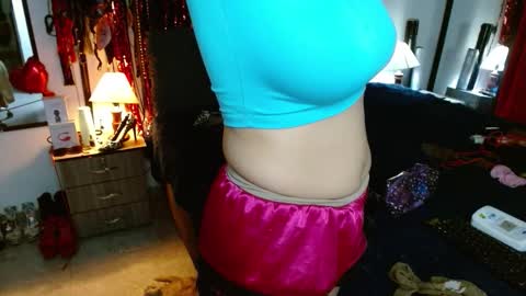 amelie__martinez online show from February 12, 9:37 am