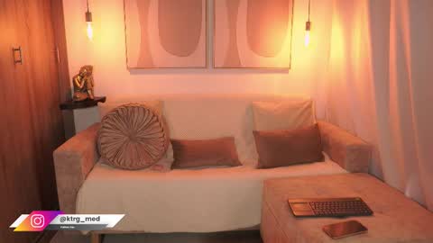    online show from November 20, 9:14 pm