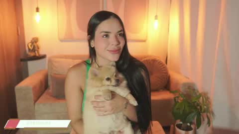 Snapshot of amelie_gonzalez chatting on May 9, 10:26 pm online show from May 9, 10:26 pm