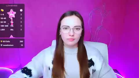 Amelie online show from February 8, 9:35 am