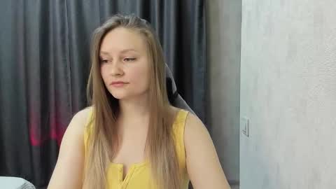 Snapshot of ameliecameron chatting on October 24, 9:22 pm amelie online show from October 24, 9:22 pm