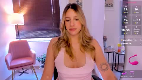 Amelie Graham online show from February 12, 6:25 pm