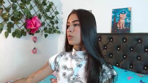 Snapshot of ameliejoness_ chatting on February 22, 8:29 pm Ameliejoness online show from February 22, 8:29 pm