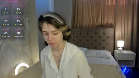 Snapshot of ameliia_castro chatting on July 23, 2:31 am Ameliia castro online show from July 23, 2:31 am