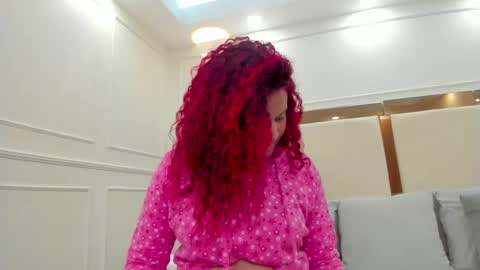 Snapshot of ameliia_jones_ chatting on May 15, 3:02 am ameliia_jones_ online show from May 15, 3:02 am
