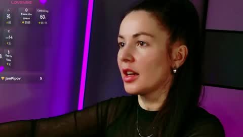Snapshot of amelinamersi chatting on May 28, 3:31 pm amelinamersi online show from May 28, 3:31 pm