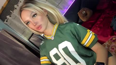 amelinckx online show from February 15, 7:28 pm