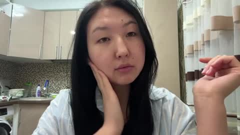 Snapshot of ameliya_kim chatting on March 29, 5:57 pm Ameliya online show from March 29, 5:57 pm