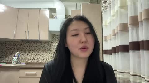 Snapshot of ameliya_kim chatting on April 17, 9:07 pm Ameliya online show from April 17, 9:07 pm