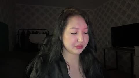 Snapshot of ameliya_kim chatting on May 17, 9:11 pm Ameliya online show from May 17, 9:11 pm