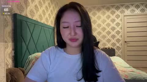 Snapshot of ameliya_kim chatting on June 21, 9:06 pm Ameliya online show from June 21, 9:06 pm