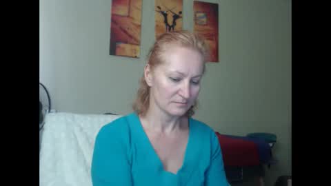Snapshot of amelly777 chatting on April 23, 1:35 pm amelly777 online show from April 23, 1:35 pm