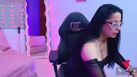 AMELY online show from October 20, 11:32 am