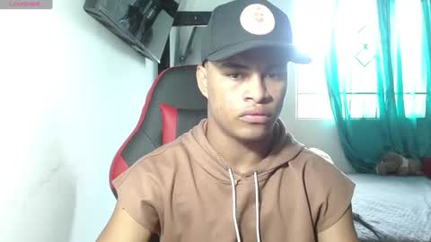 Snapshot of america_27 chatting on December 25, 9:33 pm AMILCAR online show from December 25, 9:33 pm