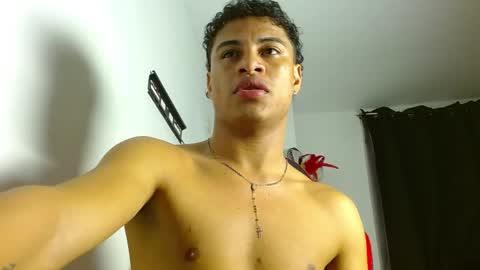 Snapshot of america_27 chatting on May 21, 5:58 am AMILCAR online show from May 21, 5:58 am