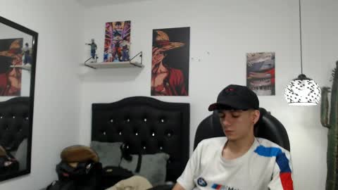 Snapshot of amethystshadow chatting on May 31, 4:20 am amethystshadow online show from May 31, 4:20 am