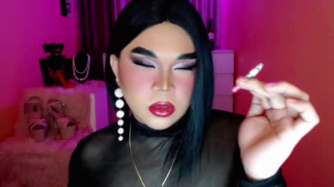 Queen Mireska online show from January 2, 5:39 pm