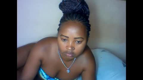 Snapshot of amielle_01 chatting on April 11, 1:26 pm amielle_01 online show from April 11, 1:26 pm