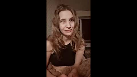 Snapshot of amillygil chatting on February 26, 5:45 pm Emily online show from February 26, 5:45 pm