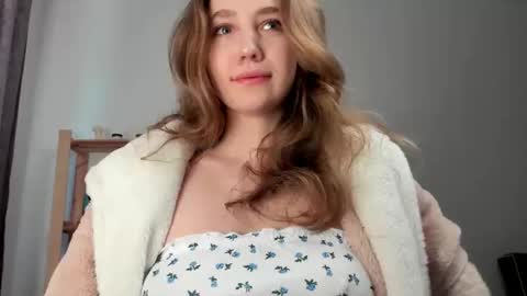 Emily online show from April 21, 8:31 am