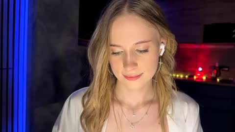 Snapshot of amily_sunray chatting on May 31, 6:09 pm Amily online show from May 31, 6:09 pm