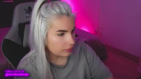 Snapshot of amina_haze chatting on September 9, 8:30 pm amina_haze online show from September 9, 8:30 pm