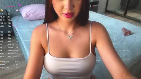 Snapshot of aminaliven chatting on June 10, 2:16 pm aminaliven online show from June 10, 2:16 pm
