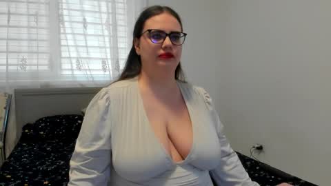Amira Vyxen online show from March 30, 6:58 am