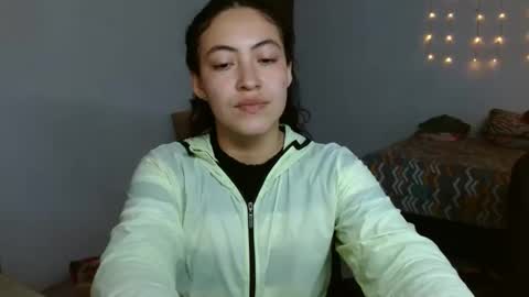 amitlu_ online show from February 18, 10:36 pm