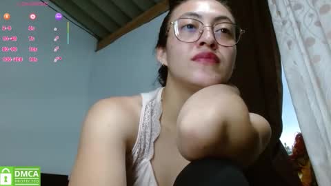 Snapshot of amitlu_ chatting on May 21, 10:39 pm amitlu_ online show from May 21, 10:39 pm