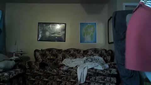 amituist online show from December 15, 8:24 pm