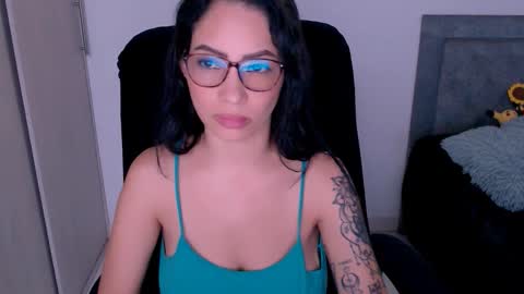 Snapshot of ammanda_ chatting on October 15, 11:49 pm diana online show from October 15, 11:49 pm