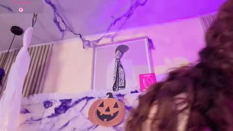 ammber_mjs online show from October 24, 12:45 pm