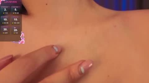 Snapshot of ammy_78 chatting on September 11, 3:06 am im Ammy dont forget to put your thumbs up online show from September 11, 3:06 am