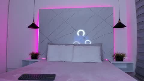 Snapshot of ammy_camm chatting on January 14, 7:59 am Ammy  online show from January 14, 7:59 am